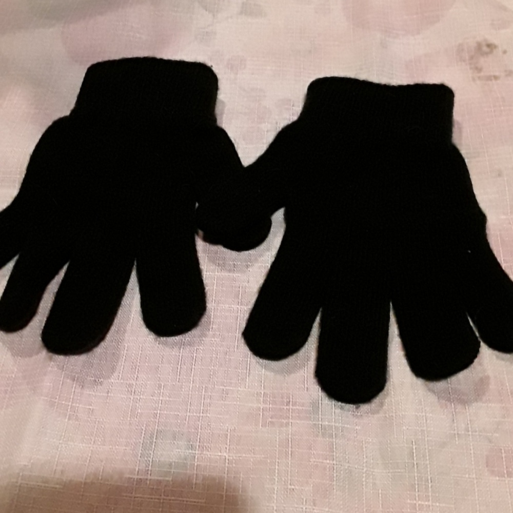 2- Sets Children's Gloves. - Picture 3 of 3